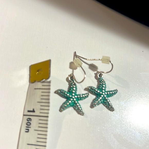 Cute little sea blue starfish, earrings, Silvertone hooks - Picture 3 of 3